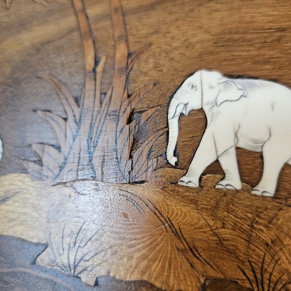 VTG INLAID WOOD PLAQUE PICTURE WALL ART WITH INLAY BONE ELEPHANTS 12" x 9" - Picture 10 of 12